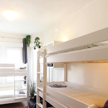 Hotel Ulm Zentrum - Komplettes Zimmer, Hochbett, Android Tv & Eigenem Bad - Perfekt Fuer Familien & Gruppen Екстериор снимка