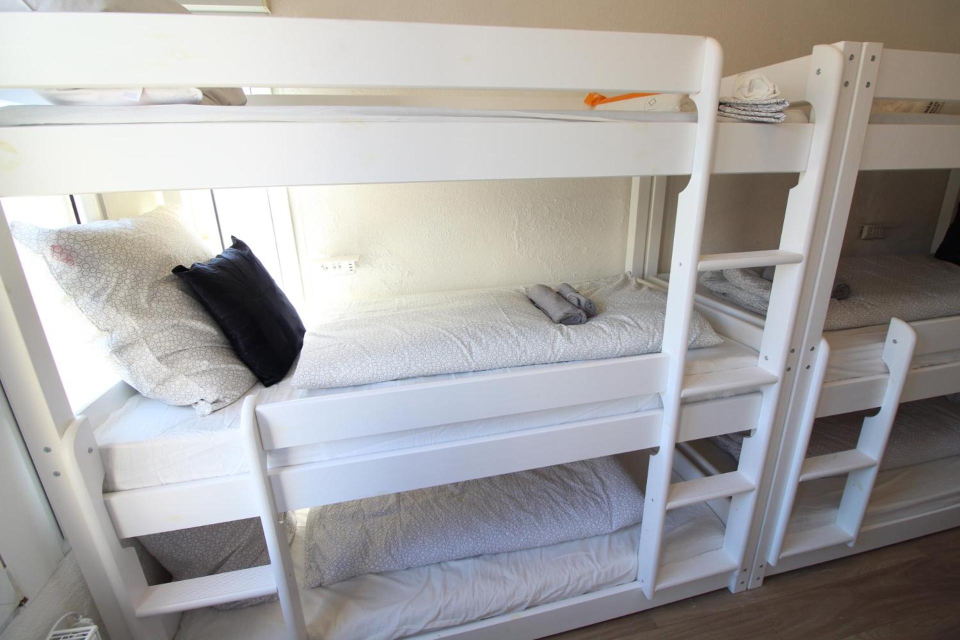 Hotel Ulm Zentrum - Komplettes Zimmer, Hochbett, Android Tv & Eigenem Bad - Perfekt Fuer Familien & Gruppen Екстериор снимка