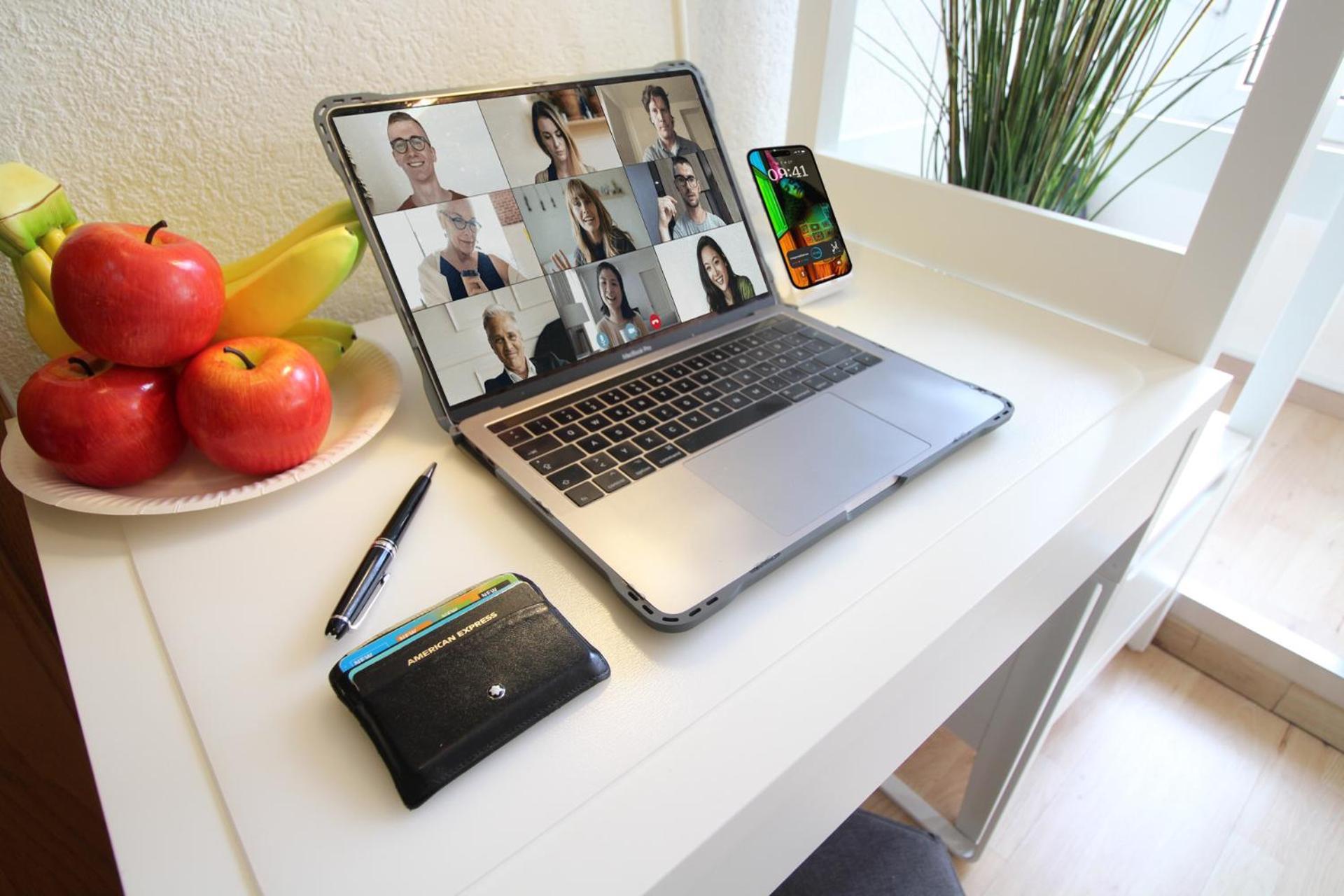 Hotel Ulm Zentrum - Komplettes Zimmer, Hochbett, Android Tv & Eigenem Bad - Perfekt Fuer Familien & Gruppen Екстериор снимка