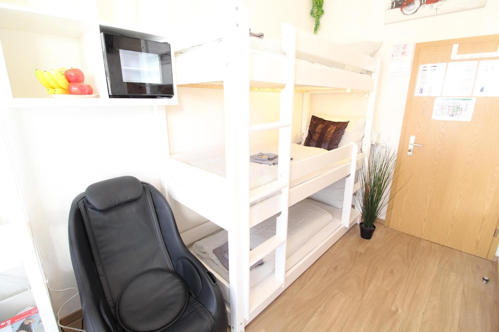 Hotel Ulm Zentrum - Komplettes Zimmer, Hochbett, Android Tv & Eigenem Bad - Perfekt Fuer Familien & Gruppen Екстериор снимка